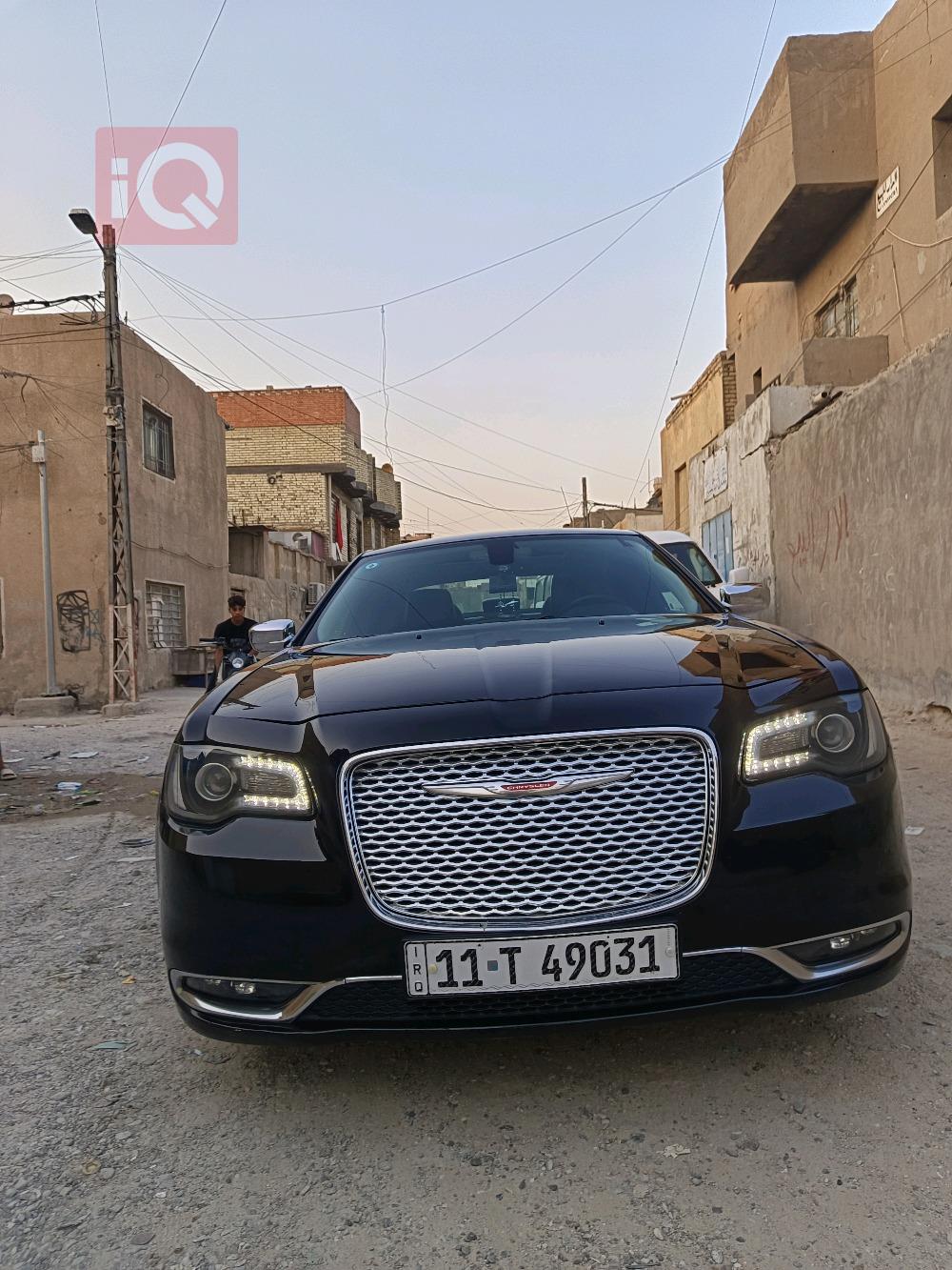 کرایسلەر 300